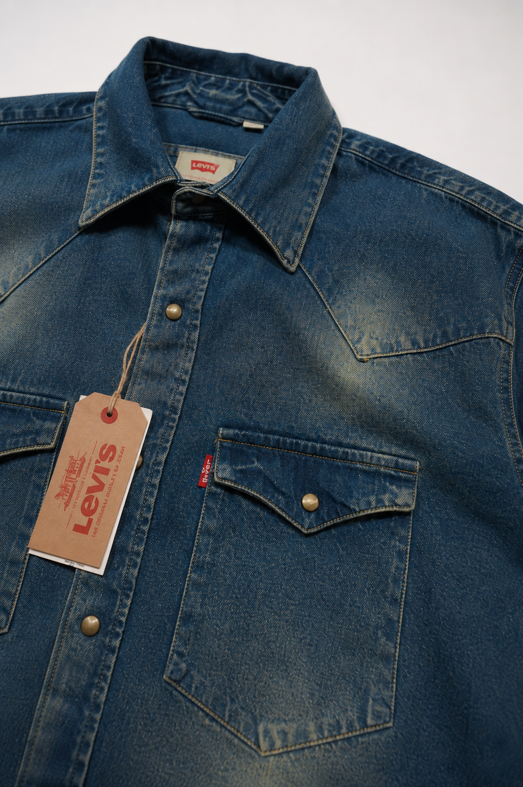 RETRO WARDROBE Vintage Washed Denim Shirt